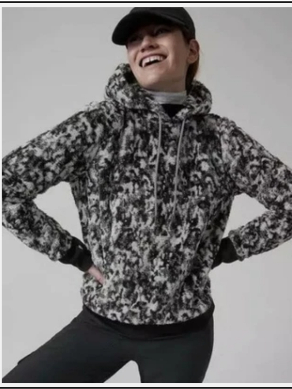 Athleta Tugga Sherpa Jacquard Hoodie in Glacier Jacquard Black Small